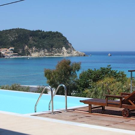 Capro - Milos Bay Villas Áyios Nikítas 외부 사진