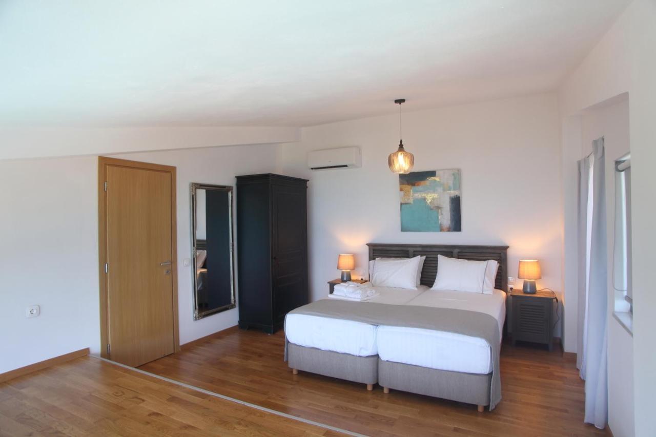 Capro - Milos Bay Villas Áyios Nikítas 외부 사진