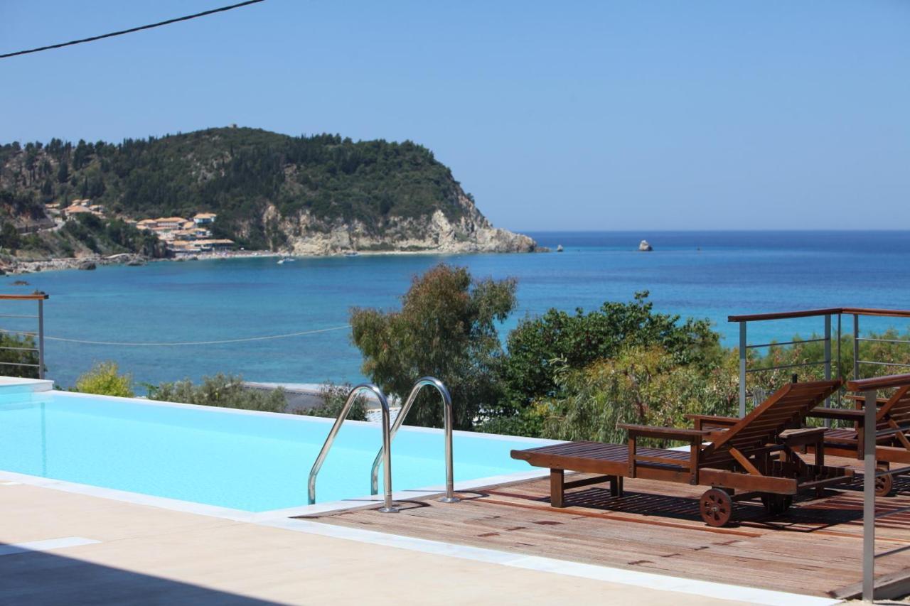 Capro - Milos Bay Villas Áyios Nikítas 외부 사진