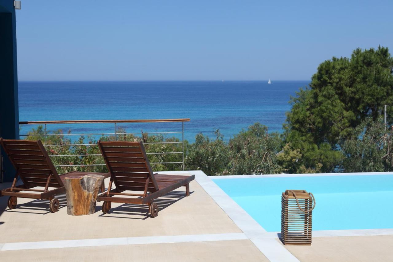 Capro - Milos Bay Villas Áyios Nikítas 외부 사진