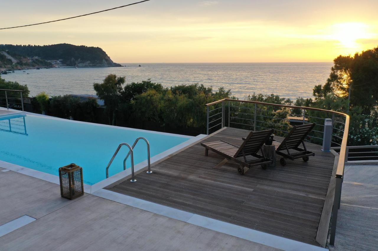 Capro - Milos Bay Villas Áyios Nikítas 외부 사진