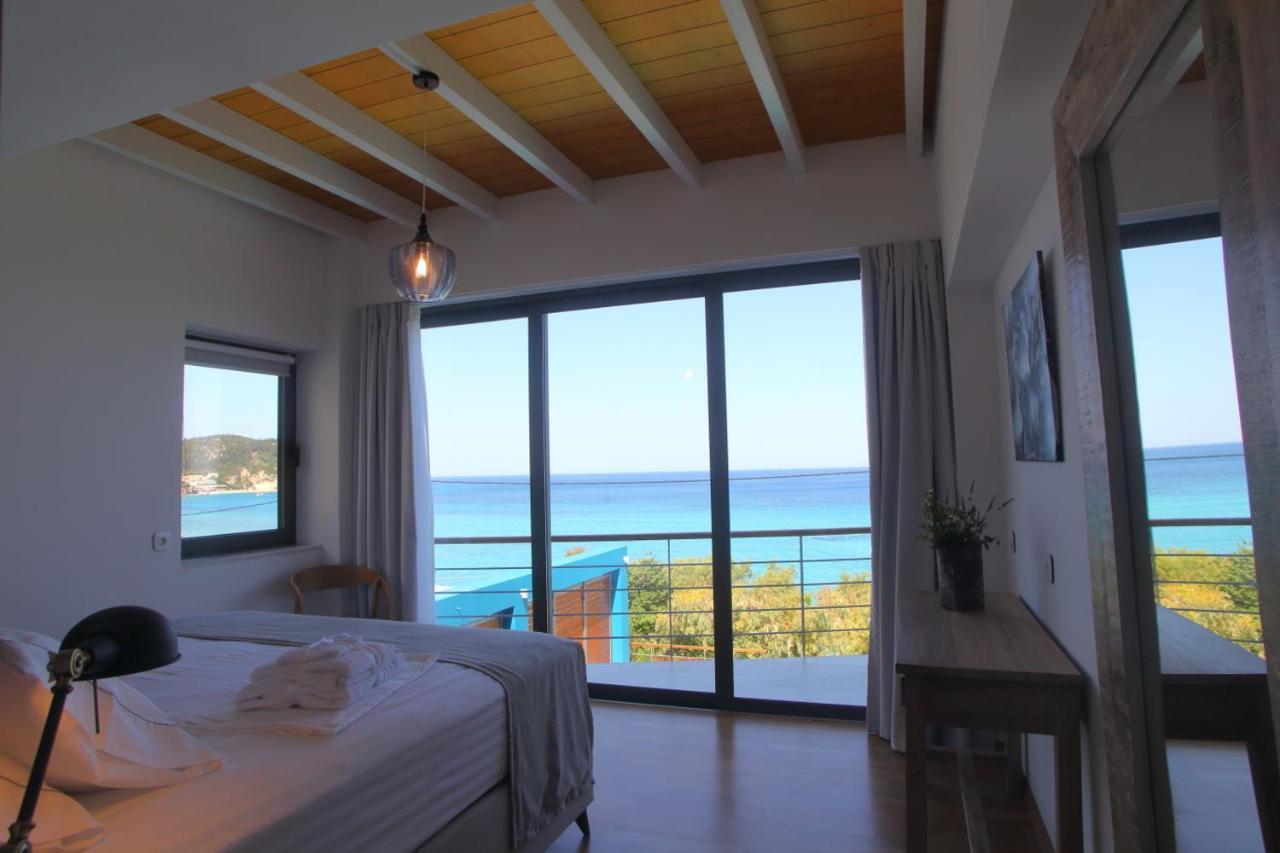 Capro - Milos Bay Villas Áyios Nikítas 외부 사진